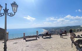Vasto House